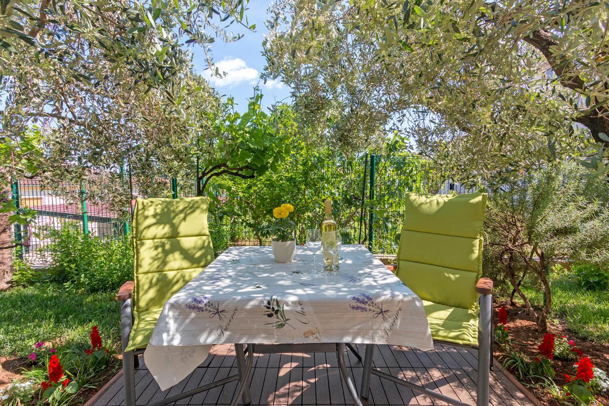 Studio Apartment Oliva Pula Luaran gambar